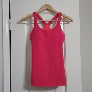 ATHLETA top for exercising Size Medium